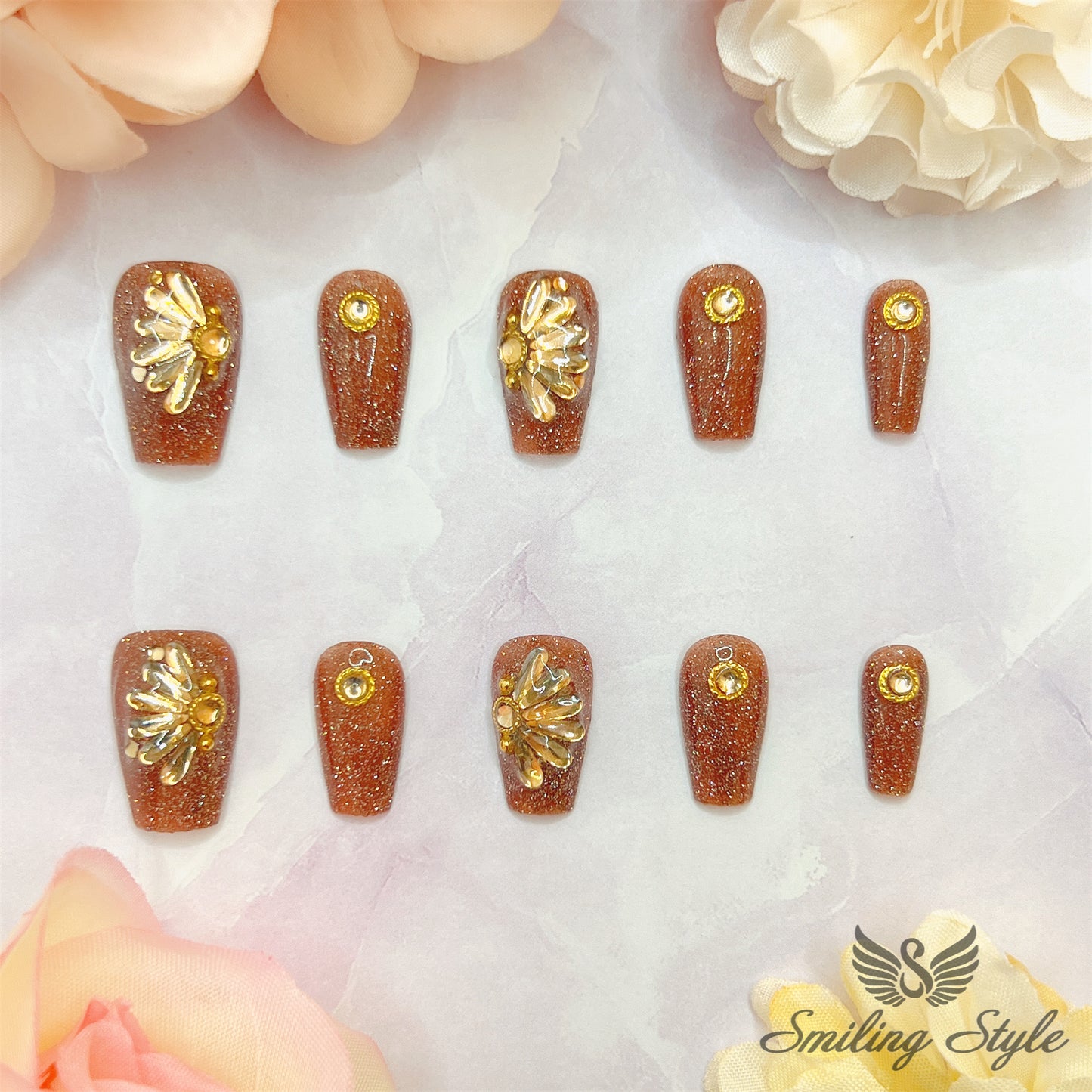 Champagne Cat Eye Press On Nails by SMILINGSTYLE | Luxury Fake Nails | Reusable Nails | Handmade Nails