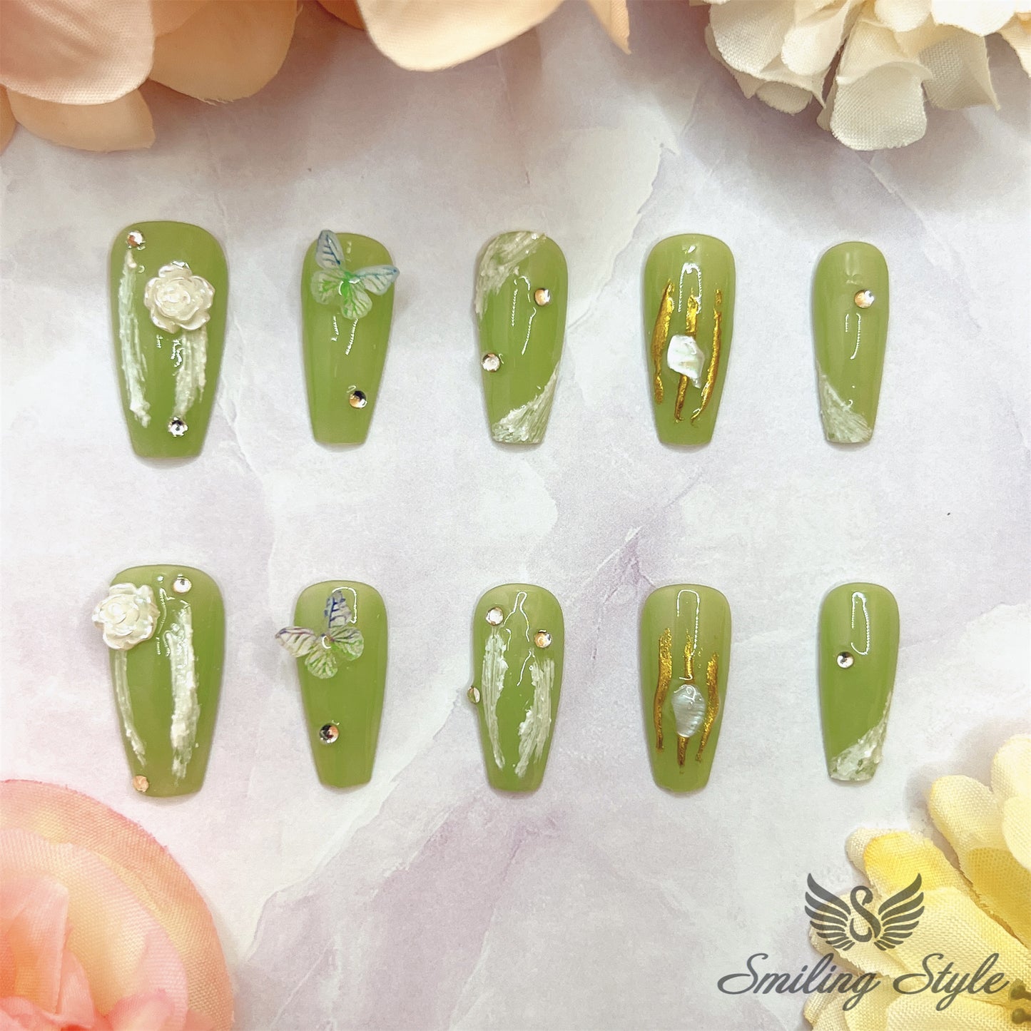 The Wizard of Oz Green Treal Press On Nails by SMILINGSTYLE | Luxury Fake Nails | Reusable Nails | Handmade Nails