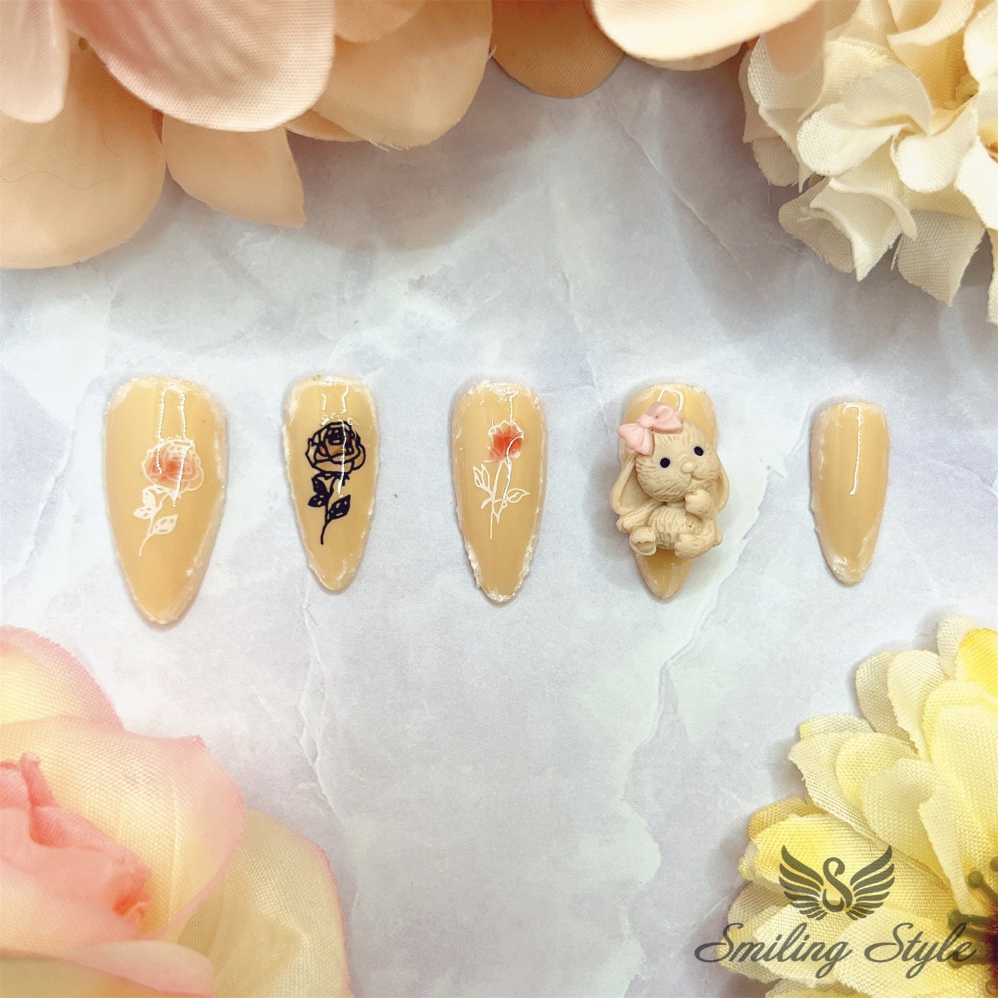 Little Off White Rabbit Press On Nails by SMILINGSTYLE | Luxury Fake Nails | Reusable Nails | Handmade Nails