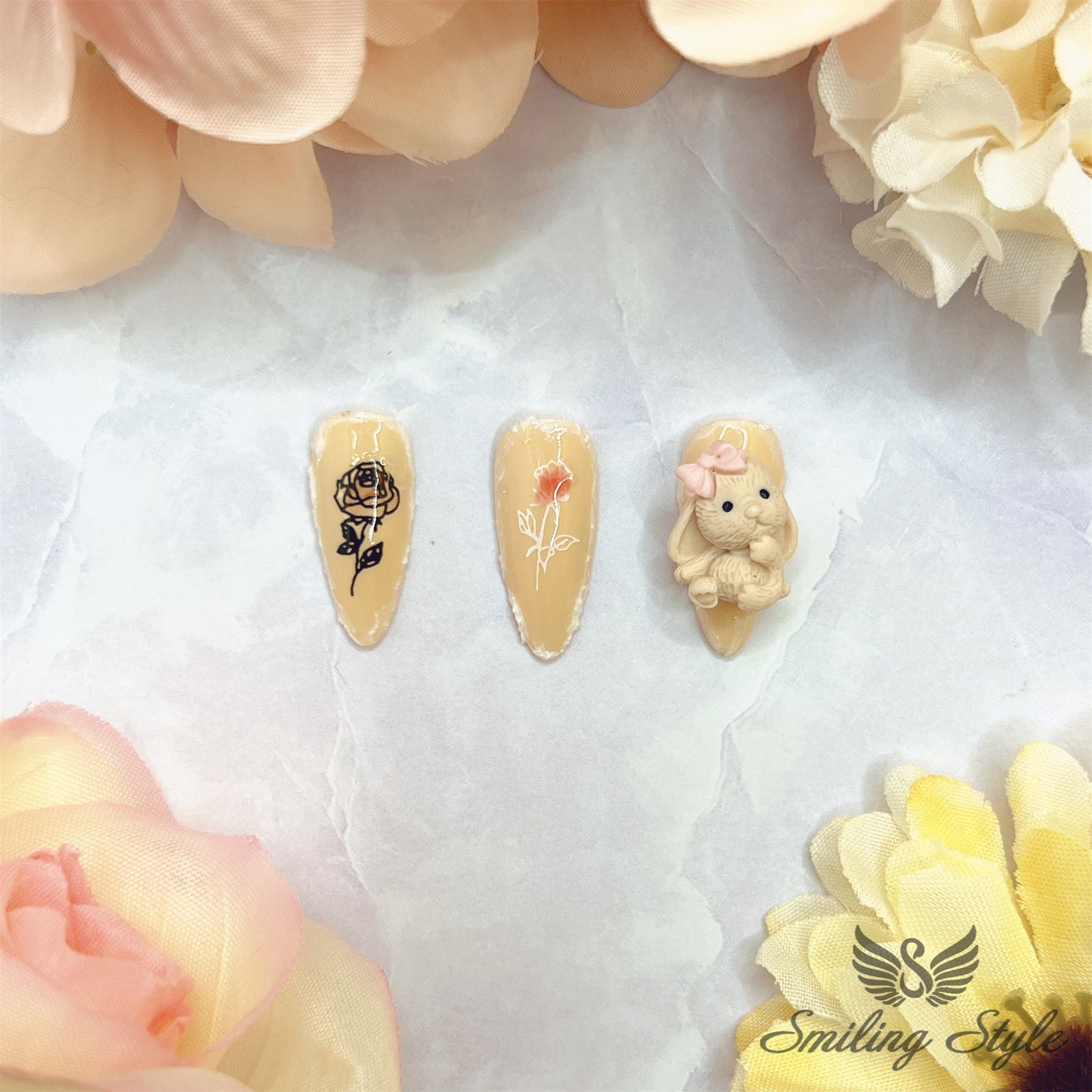 Little Off White Rabbit Press On Nails by SMILINGSTYLE | Luxury Fake Nails | Reusable Nails | Handmade Nails