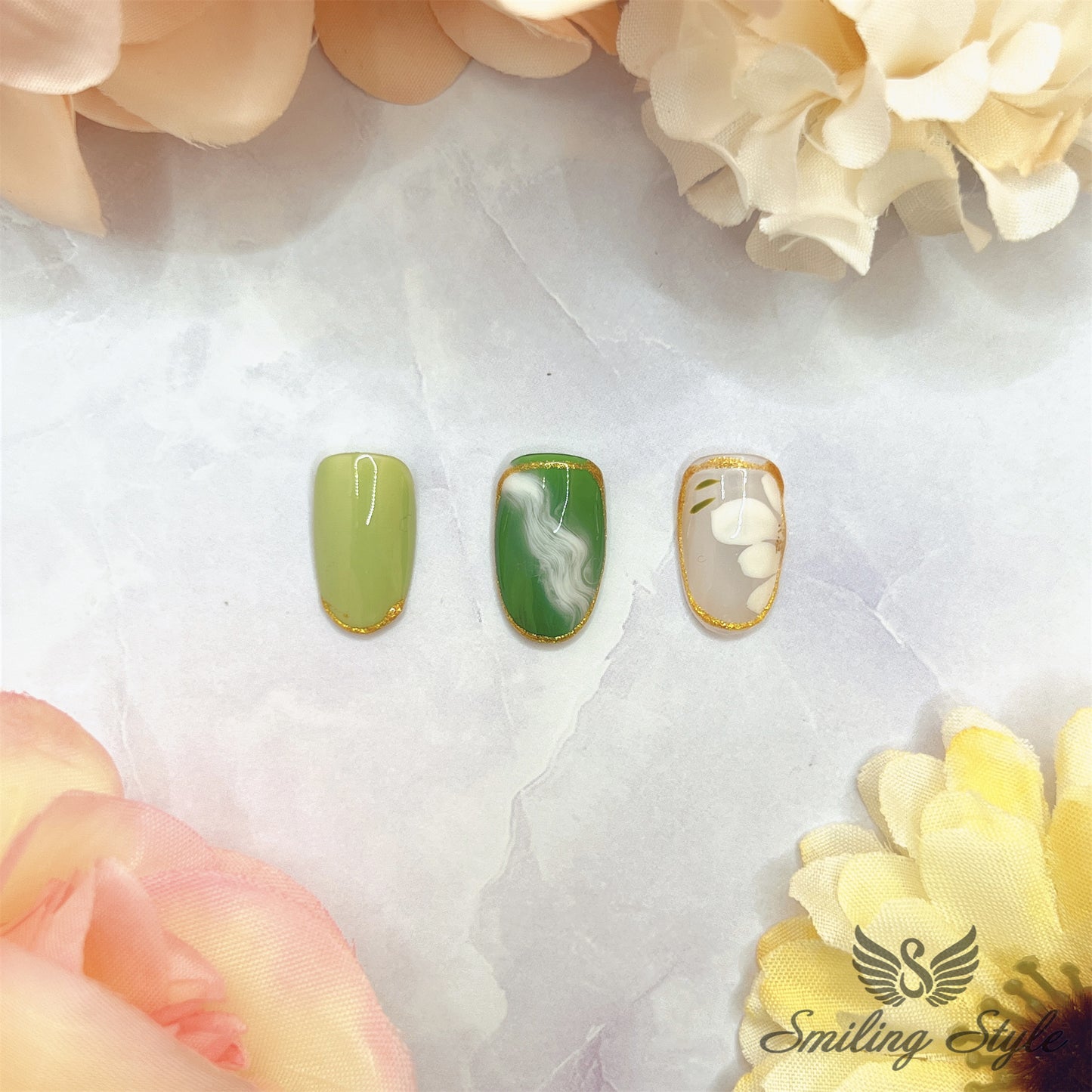 Green Jay Camellia Press On Nails by SMILINGSTYLE | Luxury Fake Nails | Reusable Nails | Handmade Nails
