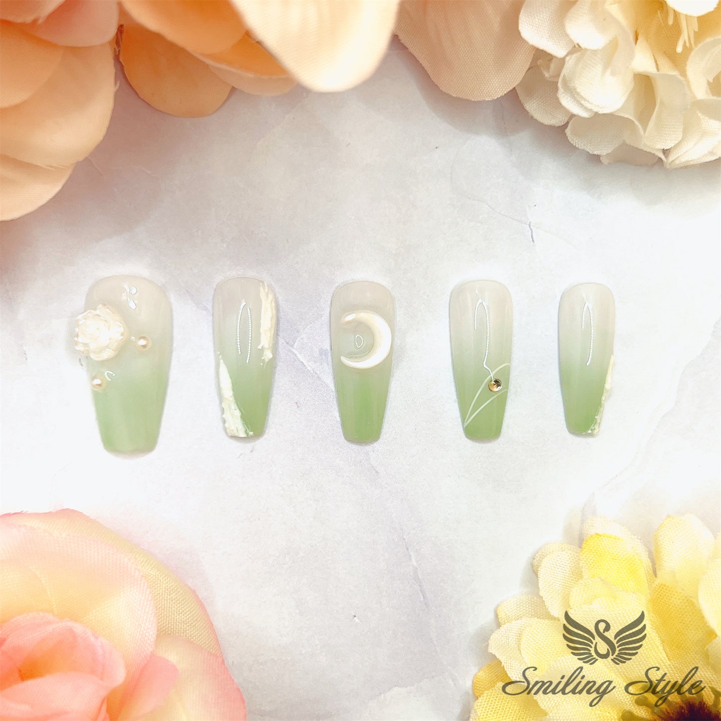 Gradient Moon Green Press On Nails by SMILINGSTYLE | Luxury Fake Nails | Reusable Nails | Handmade Nails