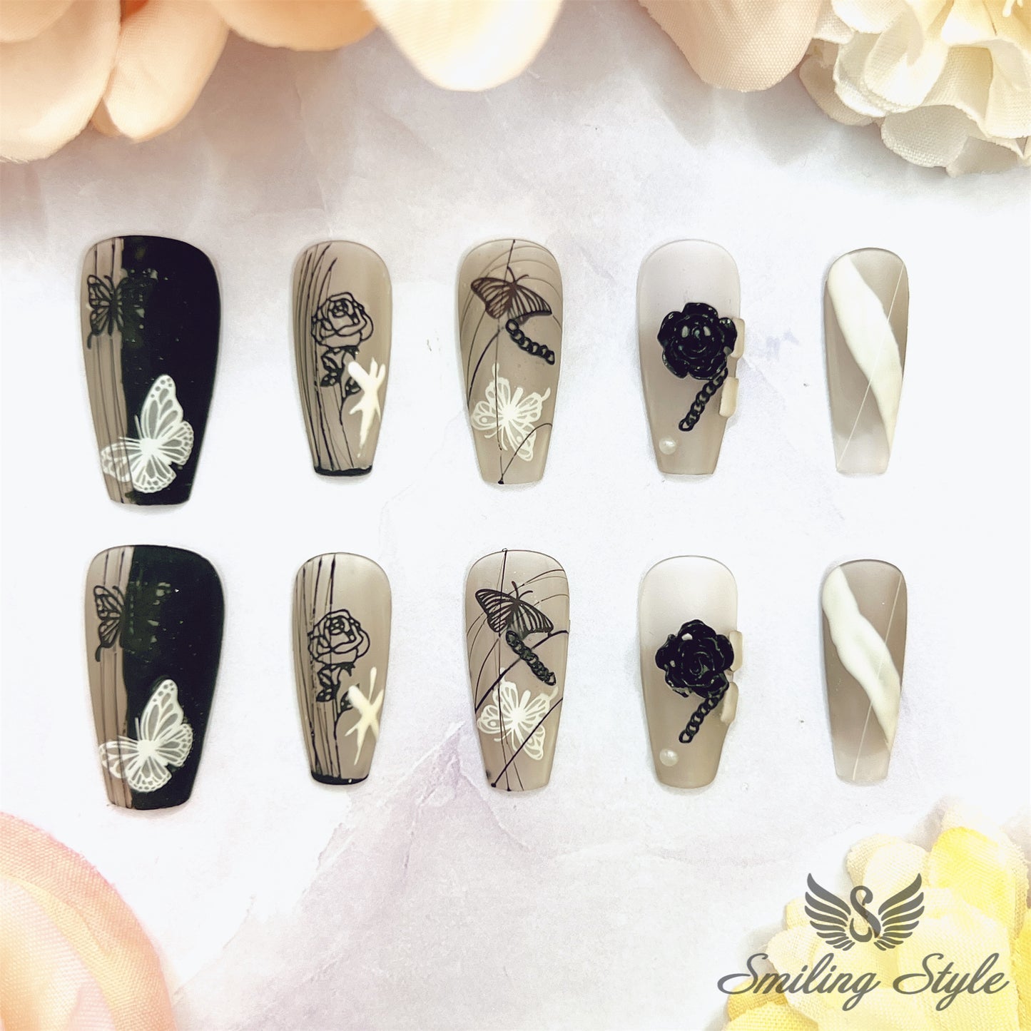 Black and White Butterfly Chain Press On Nails by SMILINGSTYLE | Luxury Fake Nails | Reusable Nails | Handmade Nails