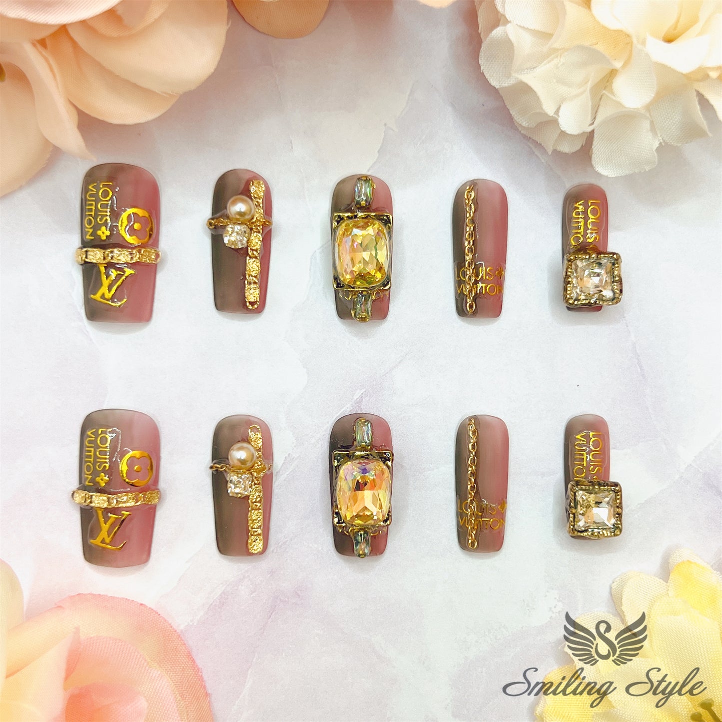 William's Castle Press On Nails by SMILINGSTYLE | Luxury Fake Nails | Reusable Nails | Handmade Nails