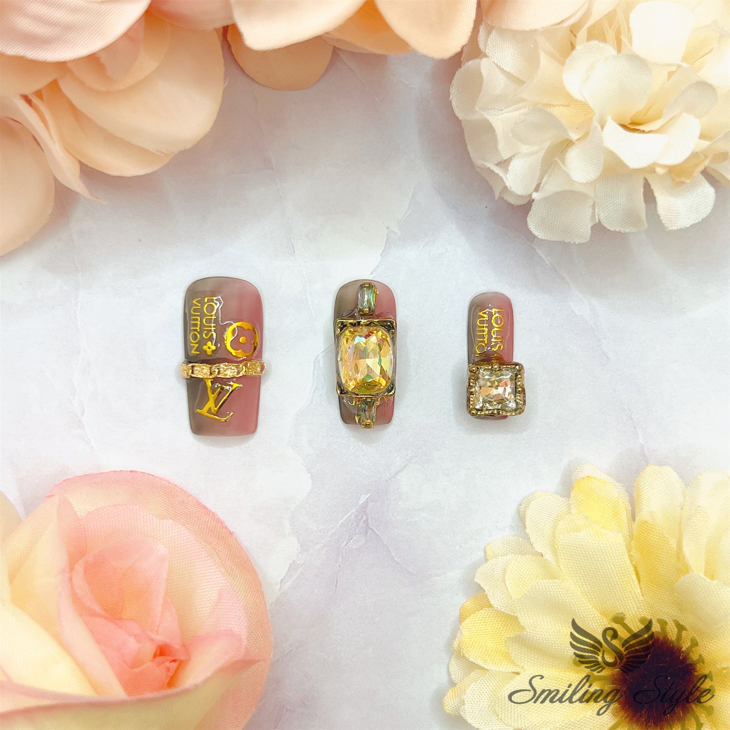 William's Castle Press On Nails by SMILINGSTYLE | Luxury Fake Nails | Reusable Nails | Handmade Nails