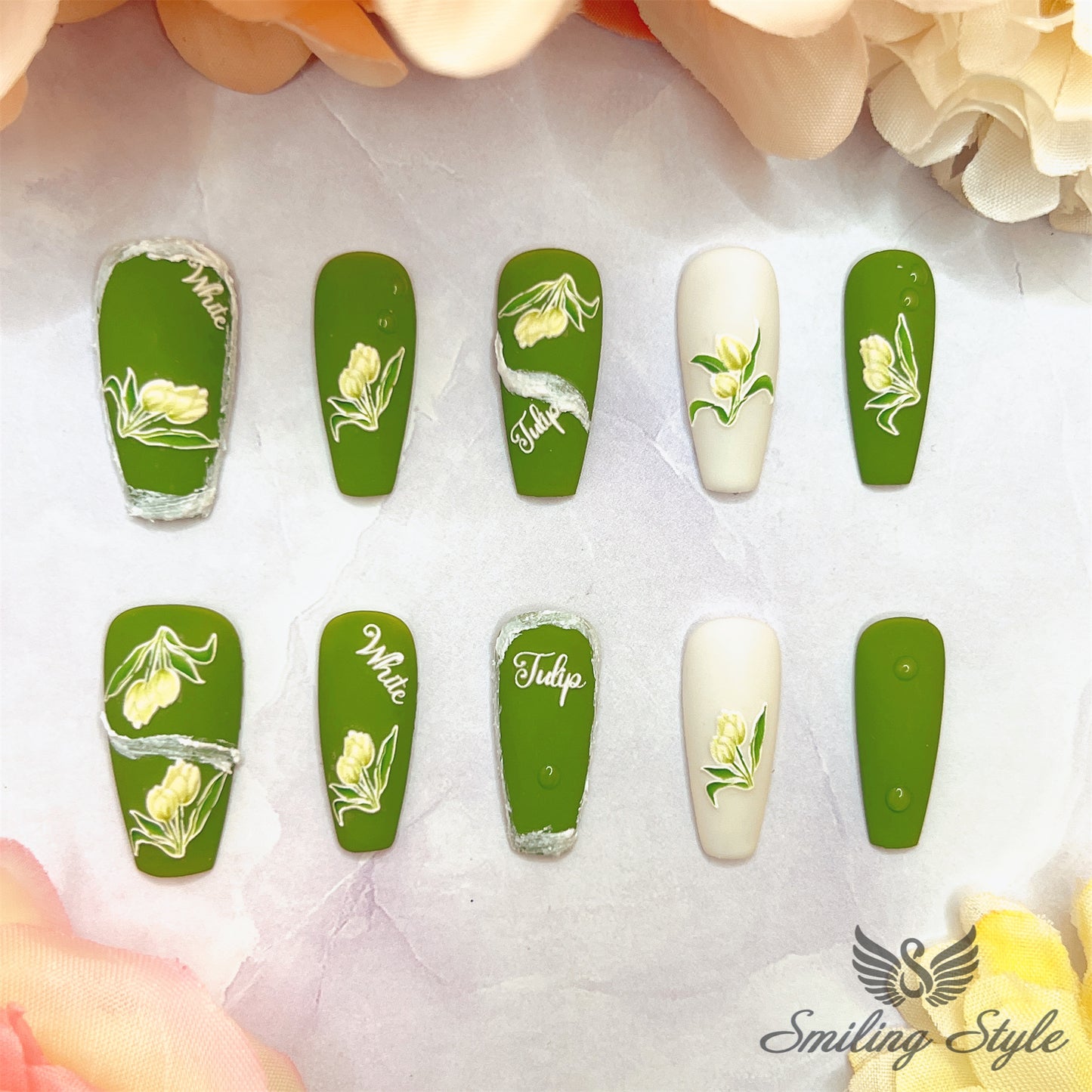 Green and White Tulips Press On Nails by SMILINGSTYLE | Luxury Fake Nails | Reusable Nails | Handmade Nails