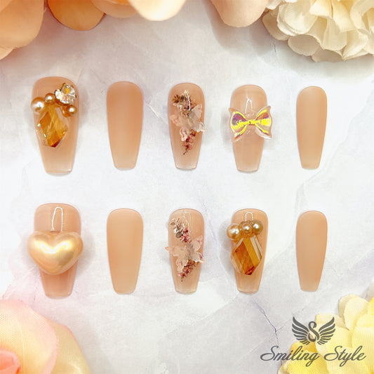 Nude Pearl Love Press On Nails by SMILINGSTYLE | Luxury Fake Nails | Reusable Nails | Handmade Nails