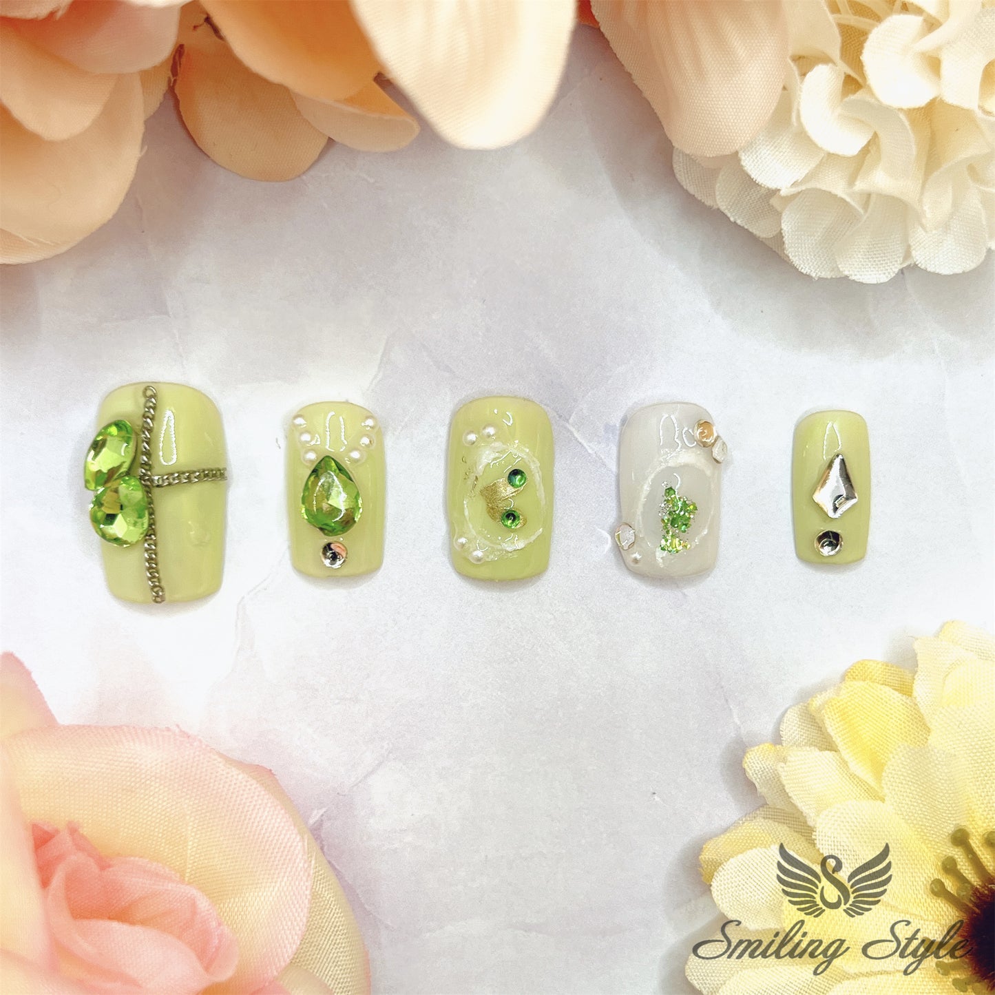 Green Tear Diamond Press On Nails by SMILINGSTYLE | Luxury Fake Nails | Reusable Nails | Handmade Nails