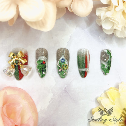 Wind Chimes Christmas Press On Nails by SMILINGSTYLE | Luxury Fake Nails | Reusable Nails | Handmade Nails