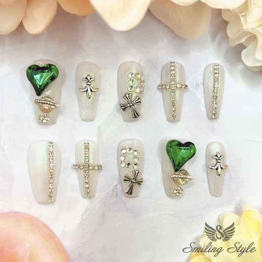 Green Malachite Heart Chain Press On Nails by SMILINGSTYLE | Luxury Fake Nails | Reusable Nails | Handmade Nails