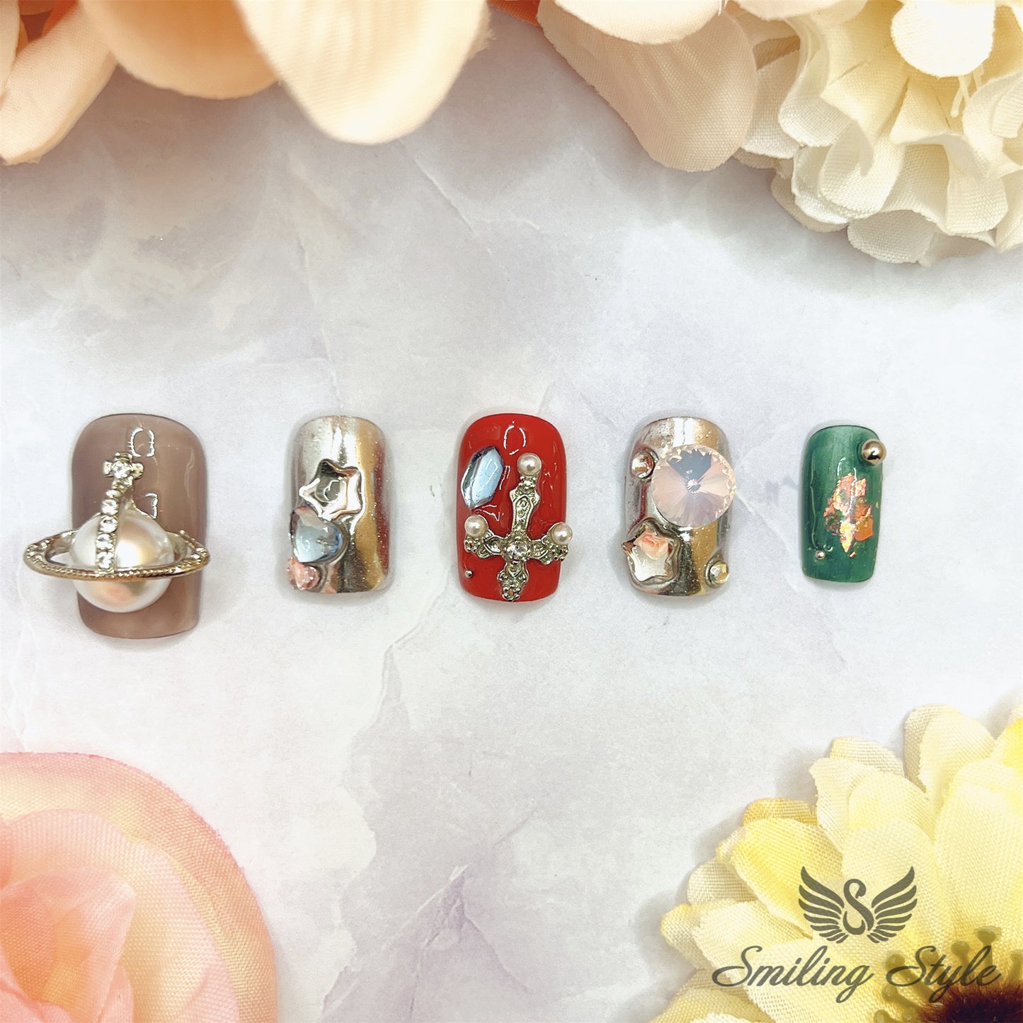 Western Queen's Mother Press On Nails by SMILINGSTYLE | Luxury Fake Nails | Reusable Nails | Handmade Nails